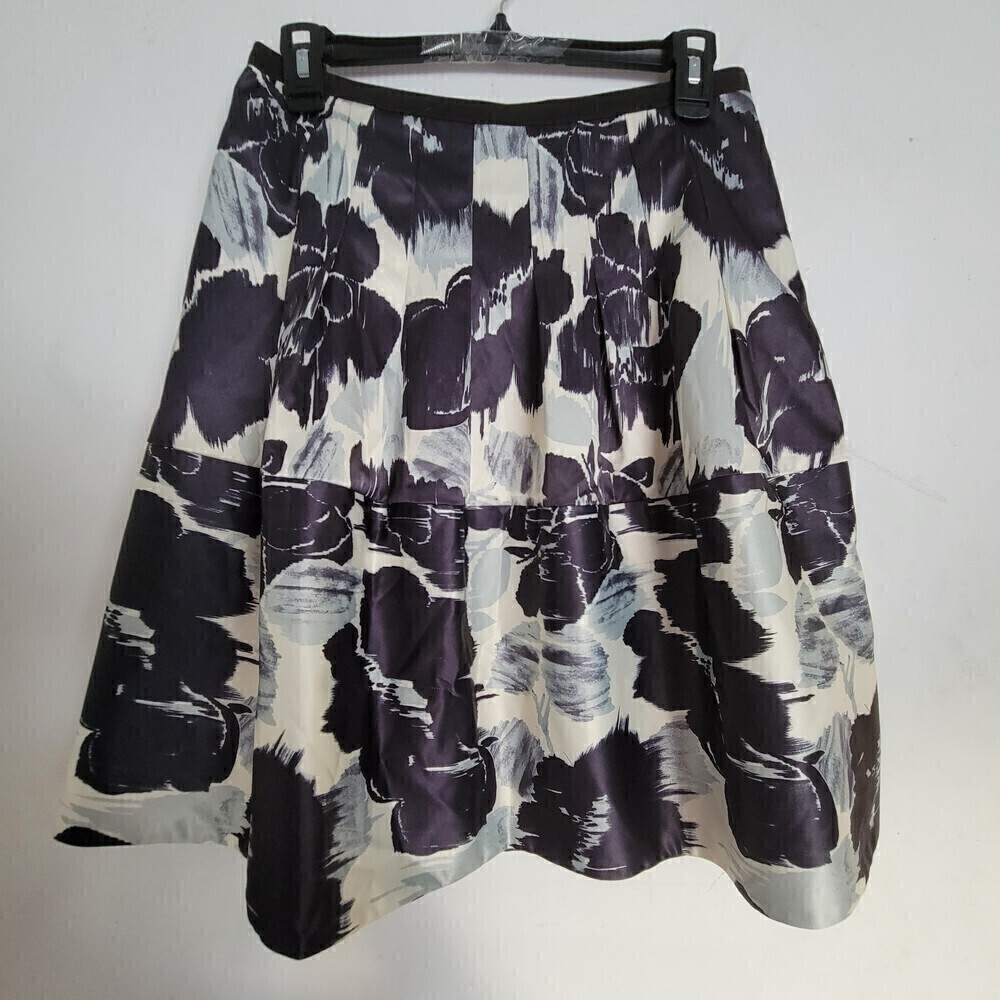 THE LIMITED Ivory Black Floral Jacquard Shiny Puff A-line Skater Skirt Size 2